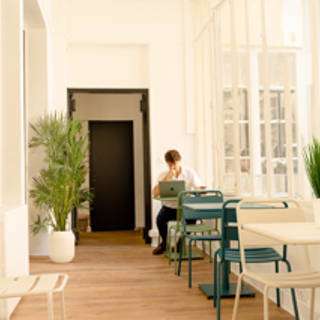 Bureau privé 10 m² 4 postes Location bureau Rue Godot de Mauroy Paris 75009 - photo 3